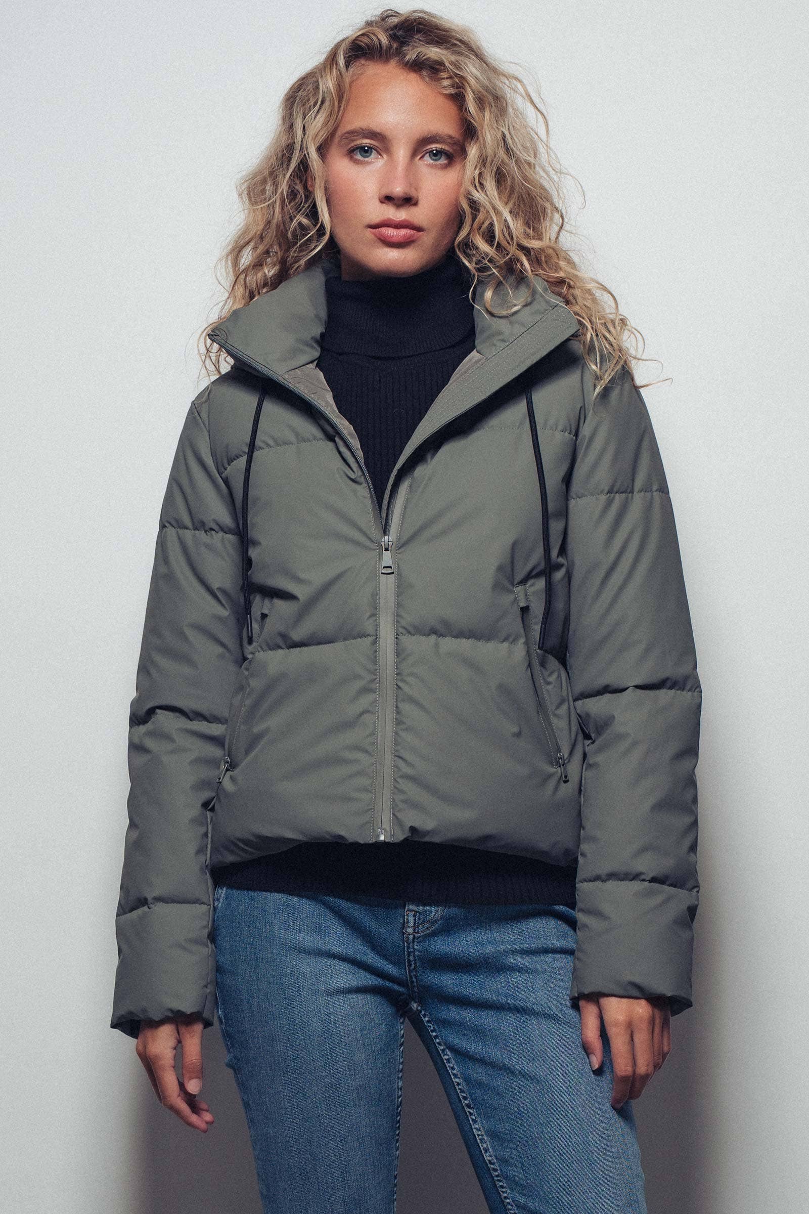 Urban Daizy - Wholesale Puffer Jacket - Women's - Cozy Drawstring Hooded Puffer Jacket5