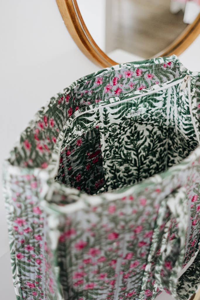 Crowned Free - Wholesale Tote Bag - Women's - Moss and Petal Quilted Market Bag2