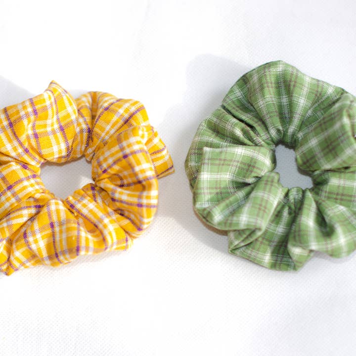 Haargummis mit Schottenmuster für den Großhandel von Wet Nosed Pup