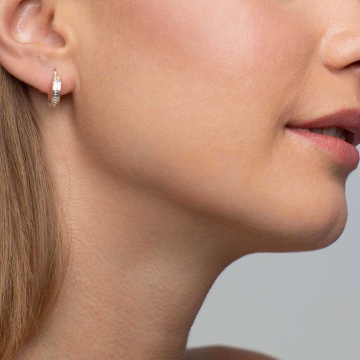 Cerchio in oro vermeil per la vendita all'ingrosso da parte di Mimi + Marge