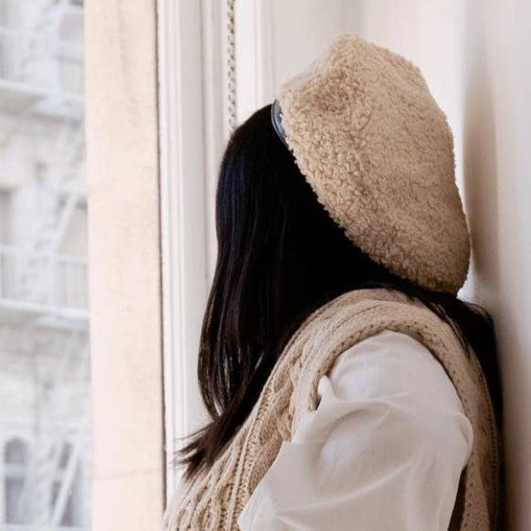 Olive & Pique - Wholesale Beret – Women's - Sherpa Textured Statement Beret, Vegan Leather Piping, Beige0