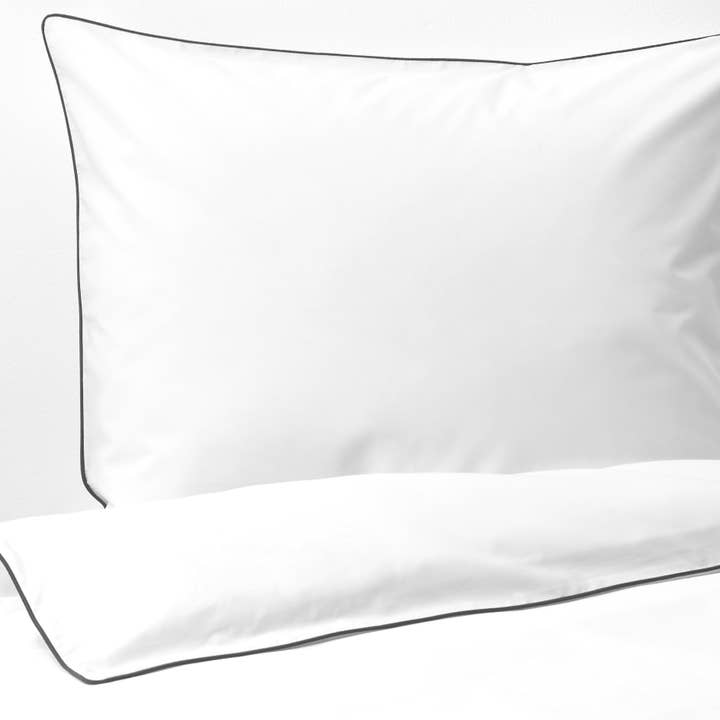 Bedlam - Wholesale Sheet Set - Luxury Hotel Bed Sheets Set - Piped Dreams3