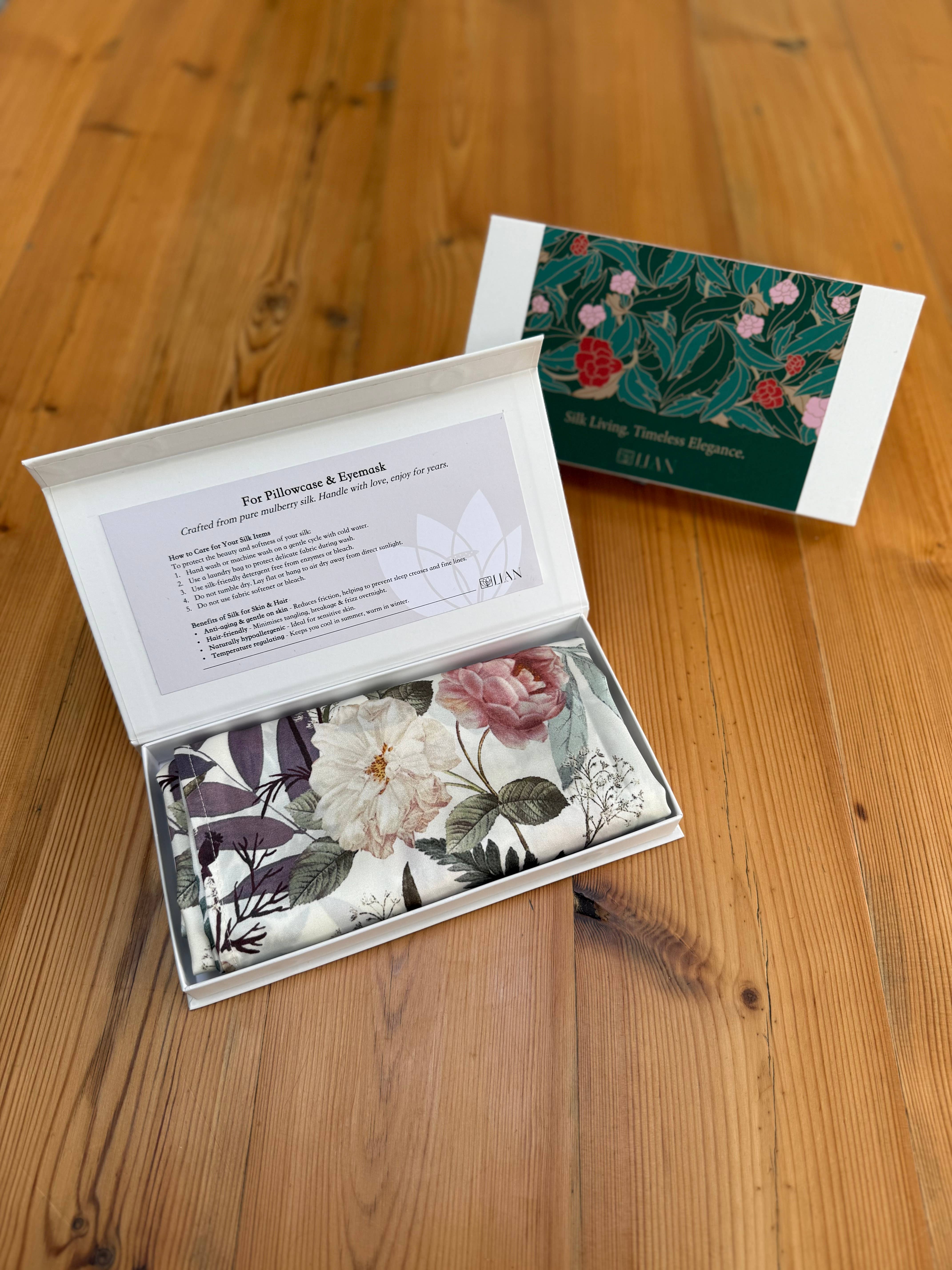 Lian Collection – Engroshandel Hovedpudebetræk – Pudebetræk i 100% morbærsilke: Pæon og Bregne6