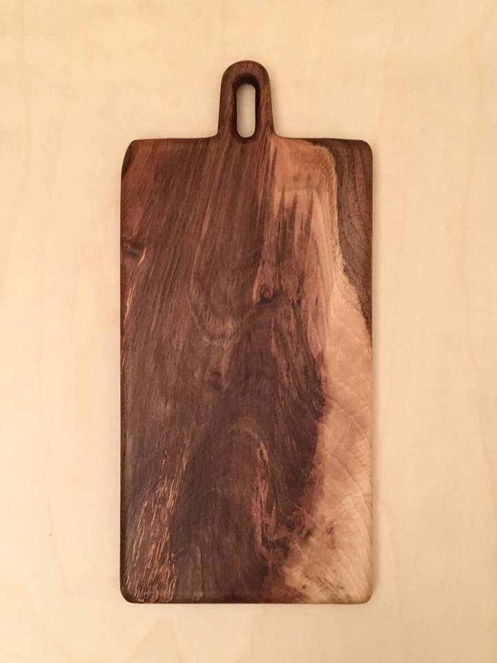 Skærebræt #1 i massiv valnød, eg eller ahorn for engroshandel hos Wild Thing