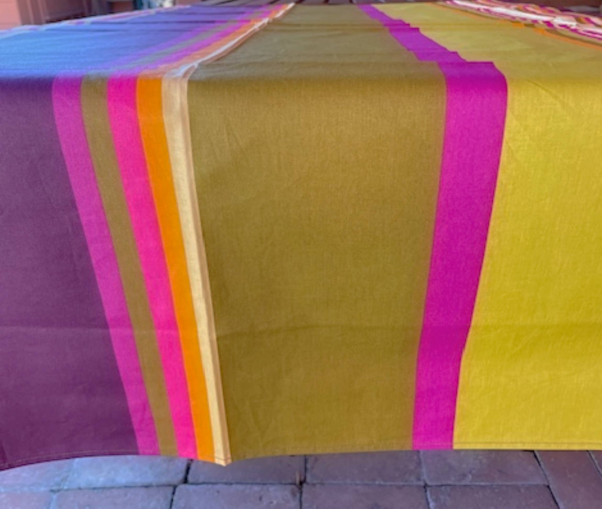 La Maisonnette – Engroshandel Dug – Fransk Dug Stribet Baskisk Belagt Dugkollektion4