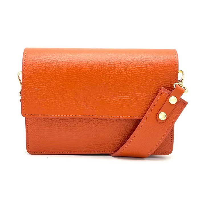 Ægte læder skuldertaske, Made in Italy, art. 112540 for engroshandel hos Suie Valentini srl