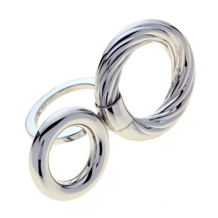 OFFENER HERZRING AUS VERSILBERTEM RHODIUM, HANDGEFERTIGT IN ITALIEN für den Großhandel von PNG68