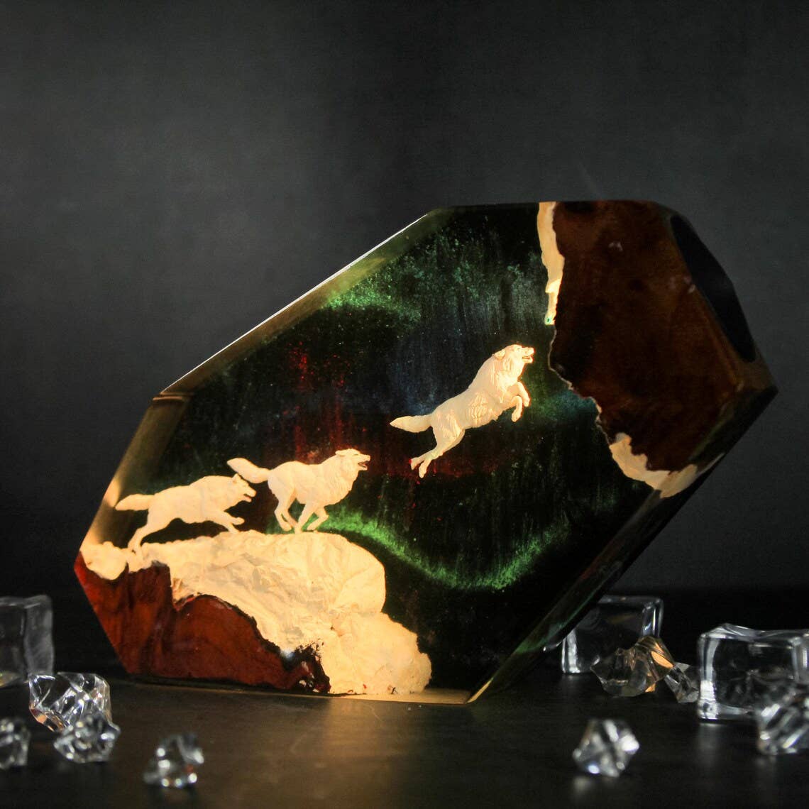 Merchemy - Wholesale Night Light - Wolf Resin Epoxy Night Light Lamp Animal Lovers Gift5