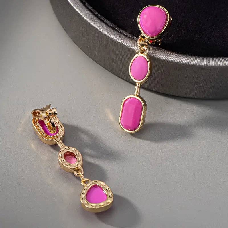 Huis Van Merken - Wholesale Clip-On Earrings - Asymmetric Geometric Tassel Clip-On Earrings – 18K Gold Plated Bohemian Jewelry Gift4