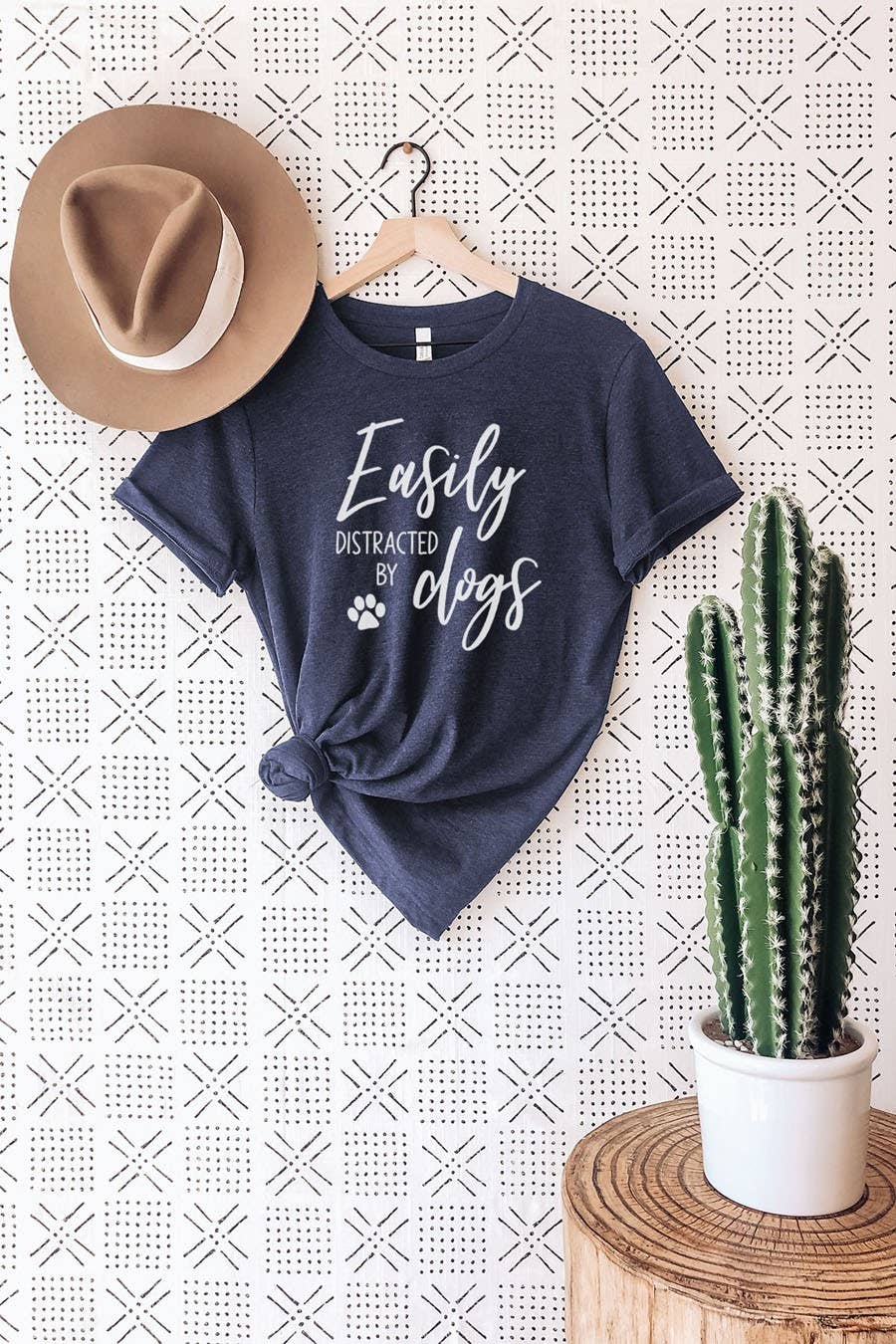 Bella Me - Venta al por mayor Camiseta serigrafiada - Mujer - Camiseta gráfica Easily Distracted By Dog2