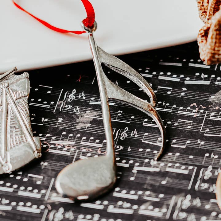 Kerstornament met muziek - cadeau voor de zestiende noot voor wholesale door House of Morgan Pewter