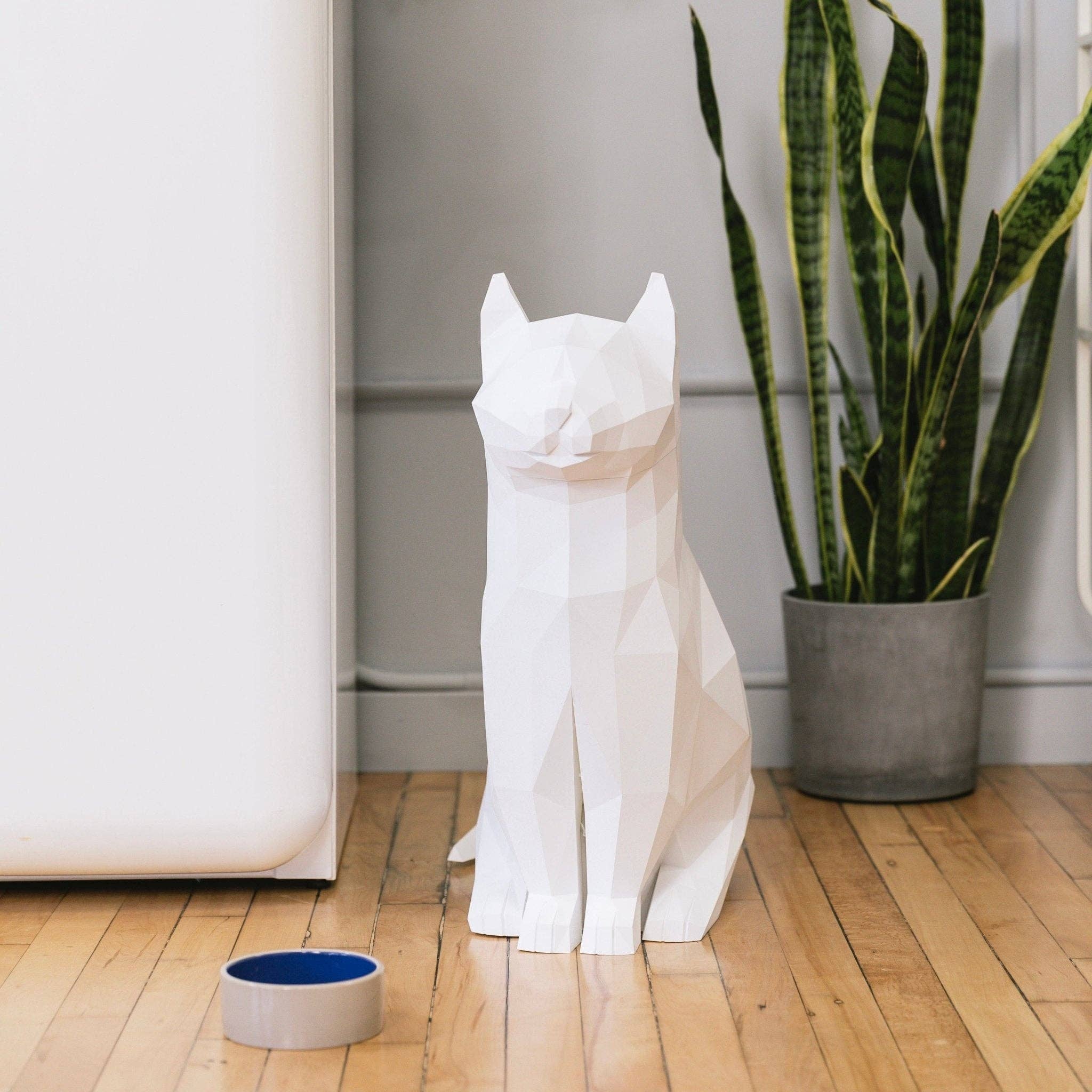 Abstract Home Art - Wholesale Decorative Tabletop Object - Lily - The Cat - White/Home Decor, Storage Bin, Trashcan5