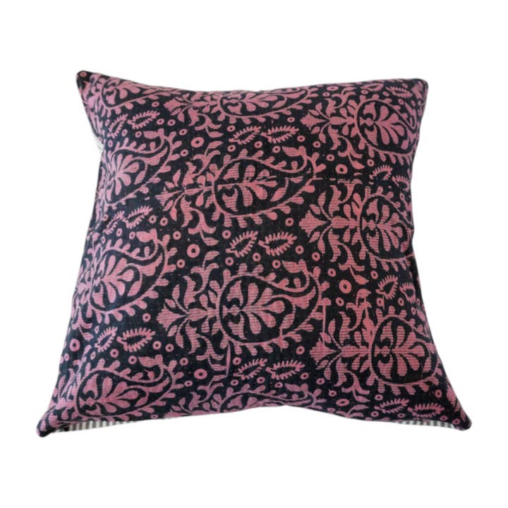 Firkantet Kantha-pude nr. 50 for engroshandel hos Claire Beaugrand