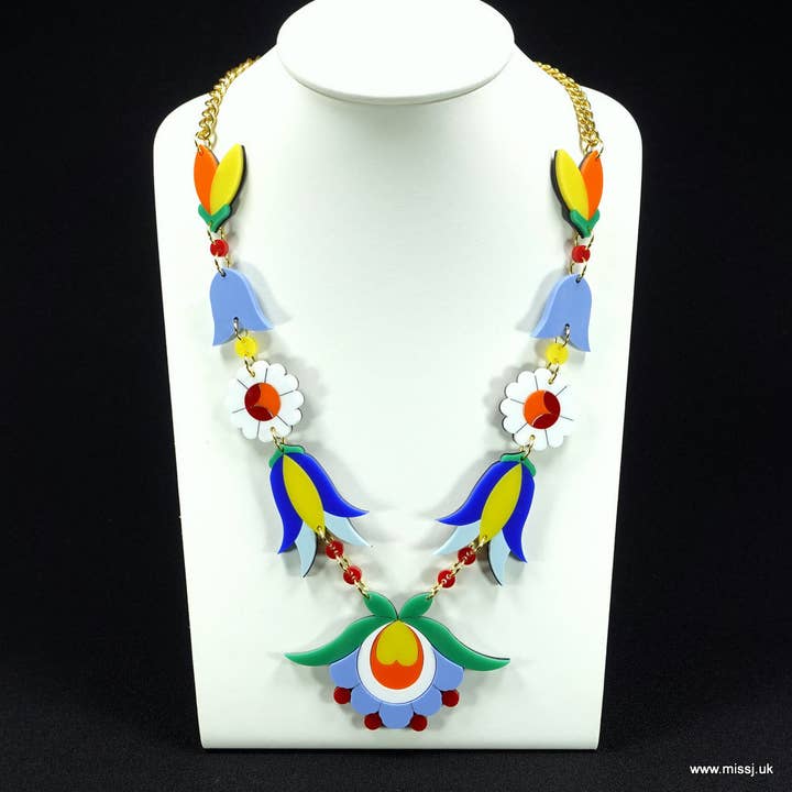 Colar Polaco Kaszuby Warsaw Rose Statement por atacado de MissJ Acrylic Couture