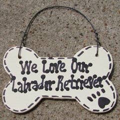 29-2083LR Nos encanta nuestro Labrador Retriever o me encanta mi Labrador Retriever Wood Dog Bone para venta al por mayor de Nannie and B's Crafts