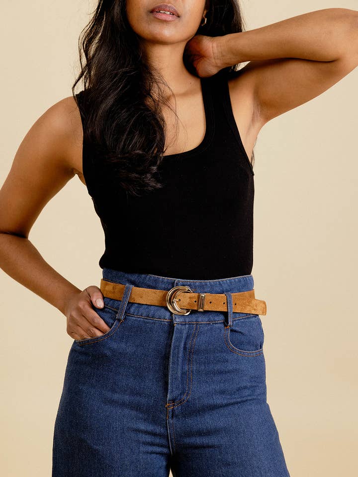 DAMARIS Leather belt, rounded and graphic-shaped buckle for wholesale by EMILIE K