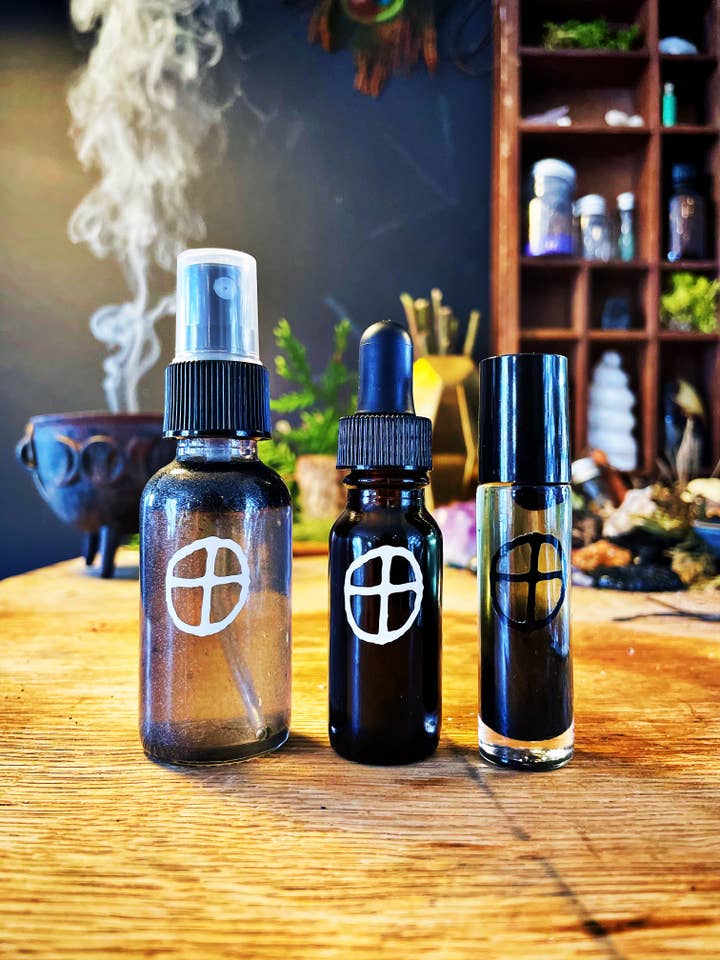 Protection - Essential Oil Blend for wholesale by The WOOshop