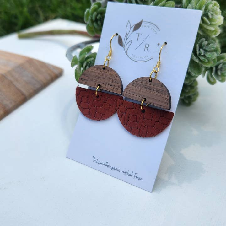 Twig & Rue boutique - Wholesale Dangle Earrings - Ellis| Genuine leather and wood dangles2