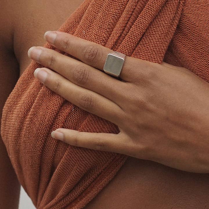 I Like It Here Club - Wholesale Signet ring - Watch Signet Ring1