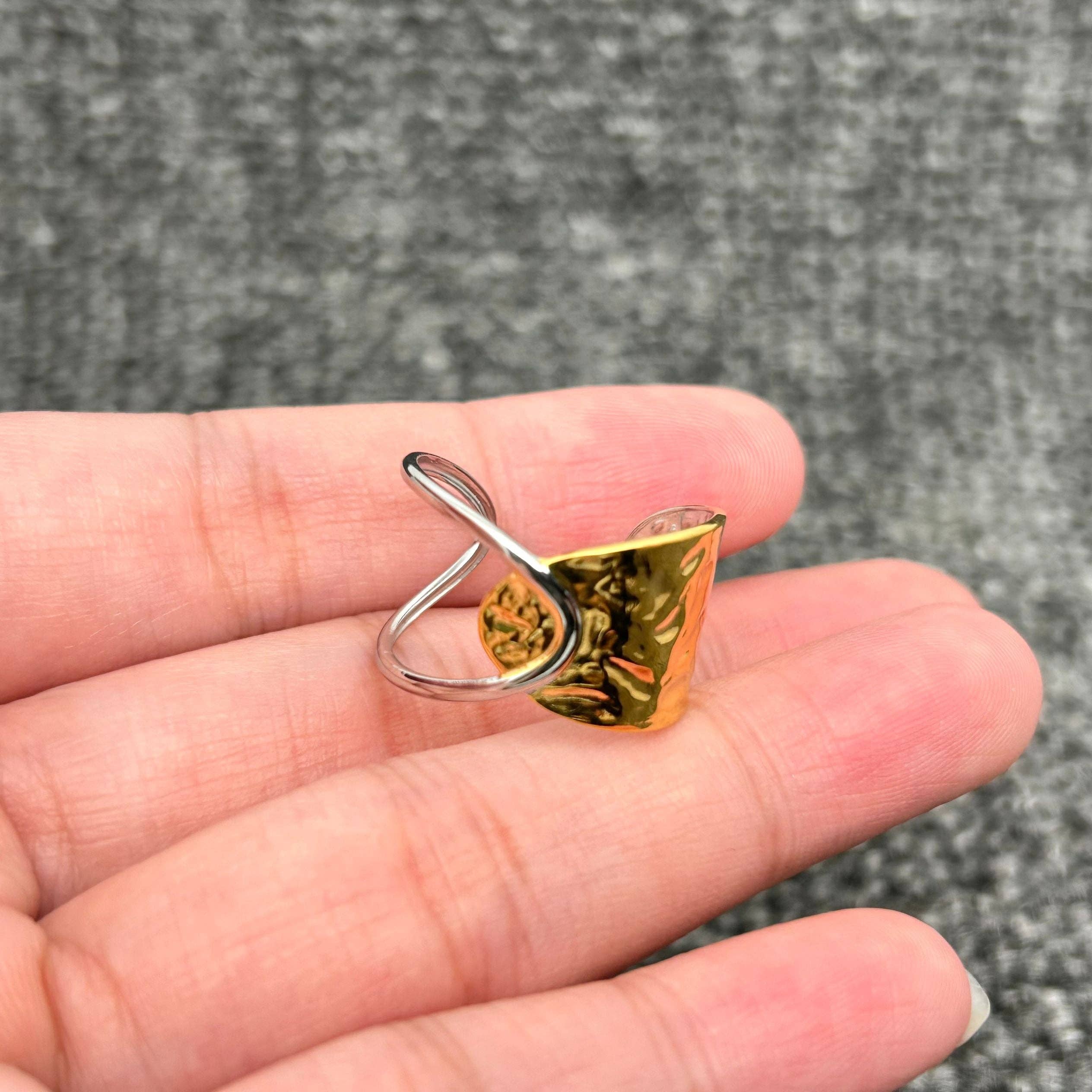 Mio Queena - Wholesale Cocktail/Statement Ring - 18K Gold Plated S.Steel Two Tone Half Hollow Ring - FGS1