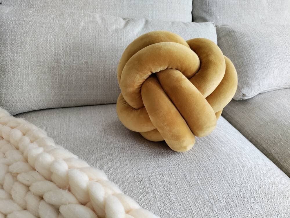 SUF Products LLC - Wholesale Throw/Decorative Pillow - Knot Pillow in Ball shape is 12 inches7