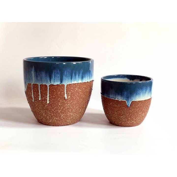 Valencia Azure Casting Sand Set, 11.5" & 8.5" Sizes for wholesale by Pacific Home & Garden