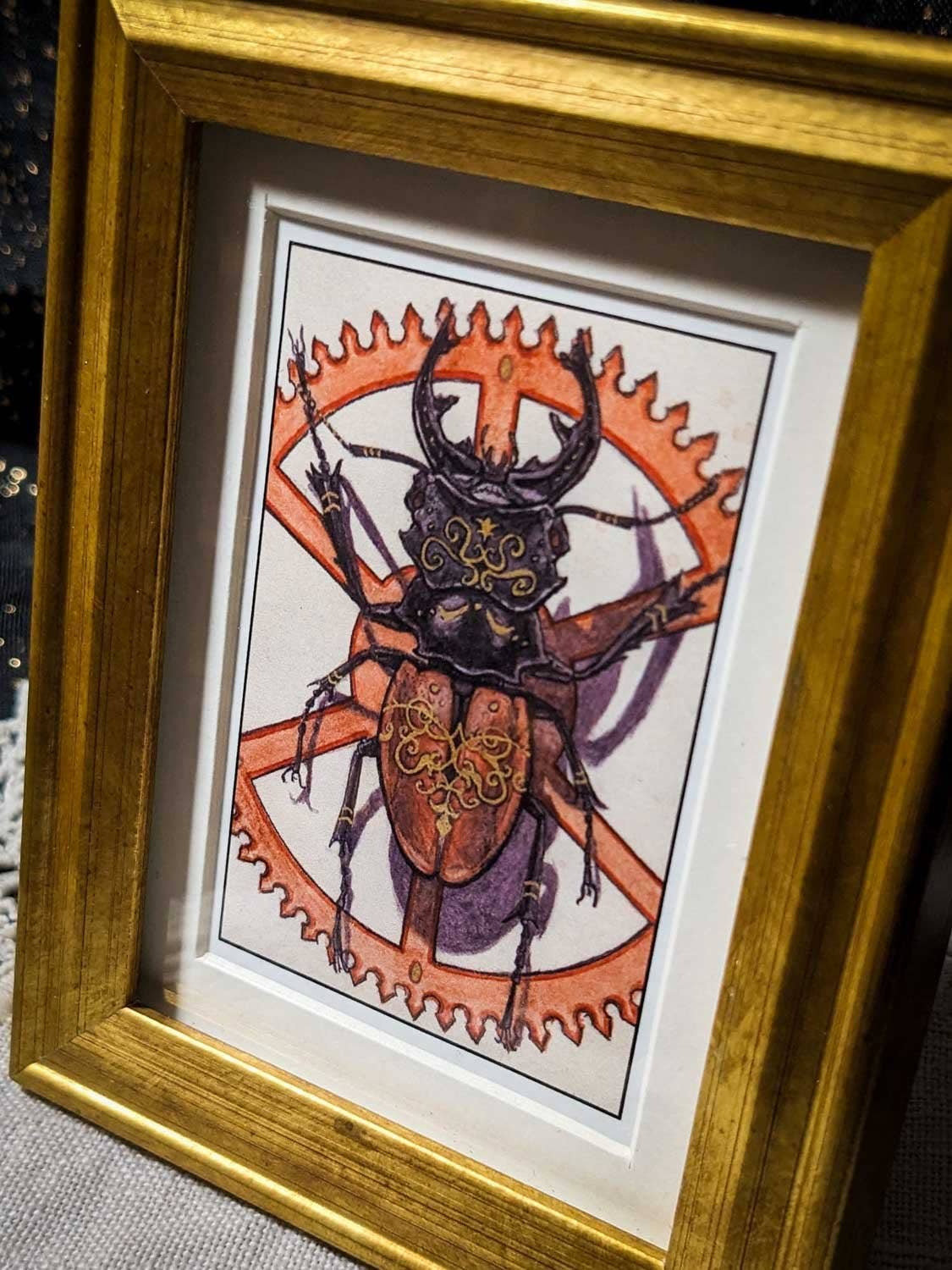 Studio Umbralux - Wholesale Kunstprint - Mini-afdruk van een hertkever met gouden lijst7