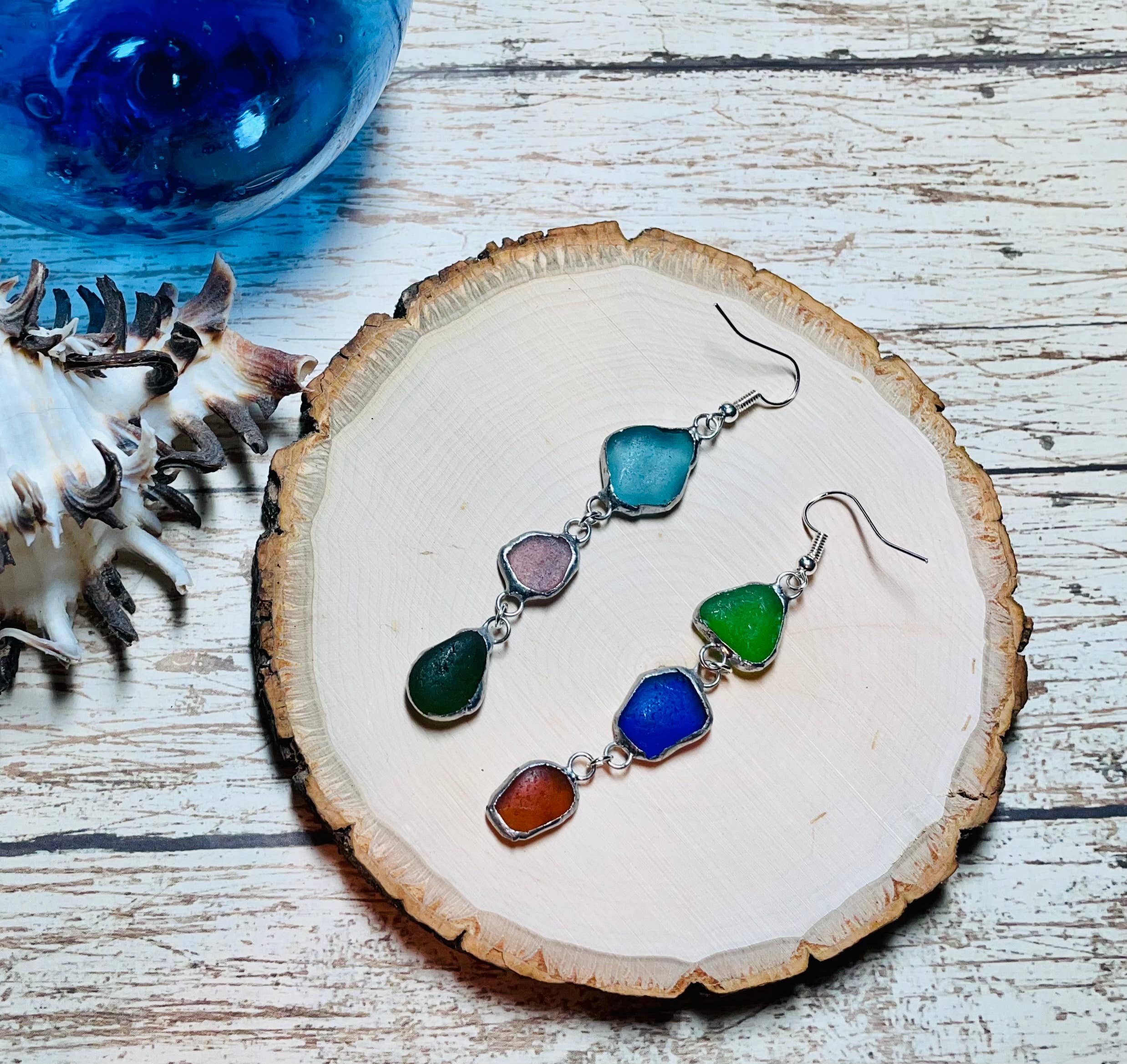 Cyn Elizabeth Studios - Wholesale Hangende/ronde oorbellen - Oorbellen van Zeeglas met Geschuurde Rijen8