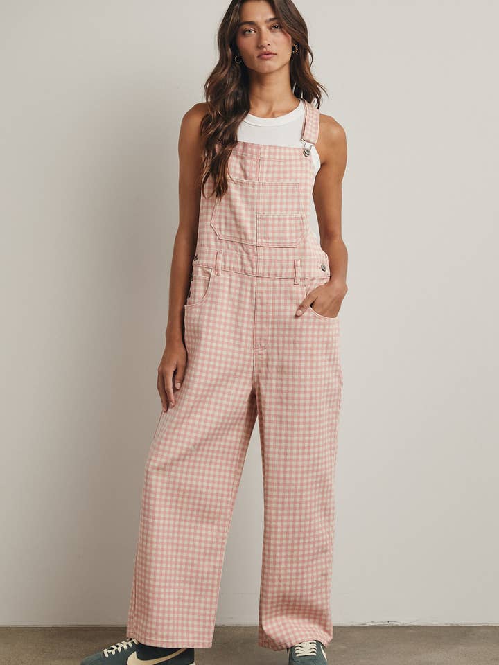 GINGHAM-DENIM-LATZHOSE / WL25-10555 für den Großhandel von Wishlist Apparel
