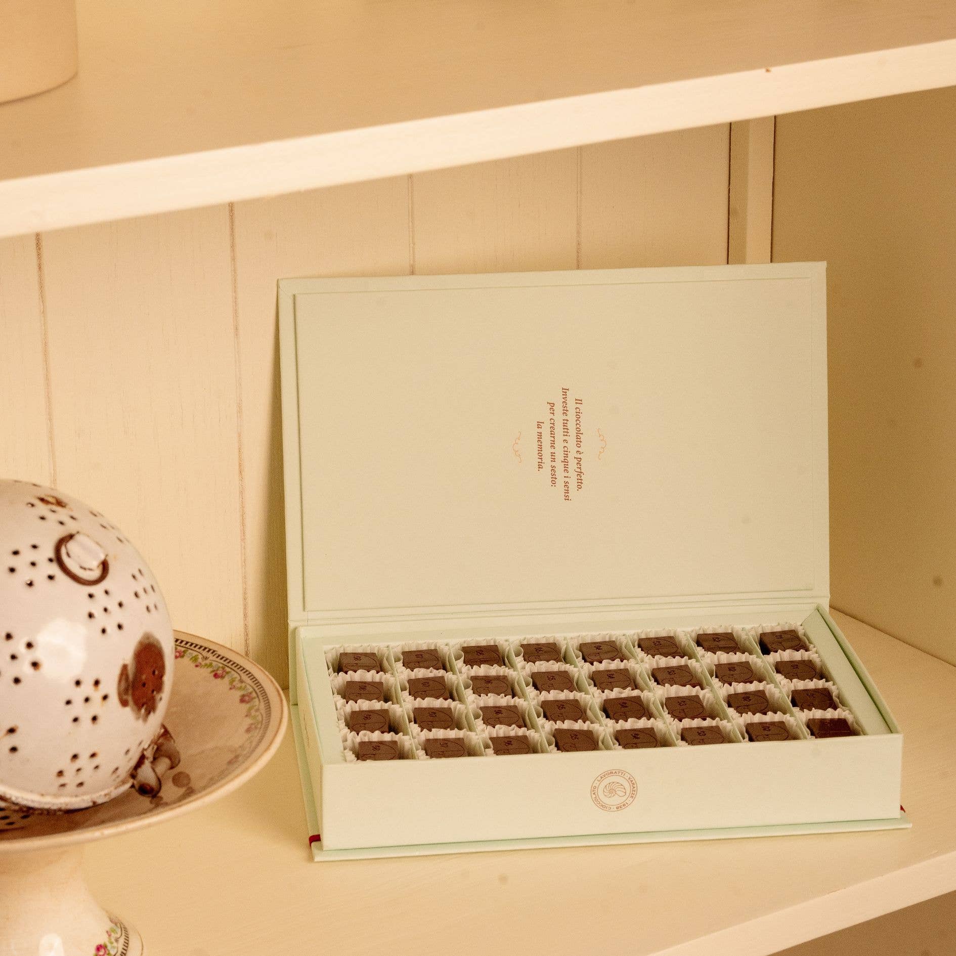 Cioccolato Lavoratti 1938 - Vendita all'ingrosso Confezioni di cioccolatini - Praline di cioccolato assortite 40 pezzi, chocolate box2