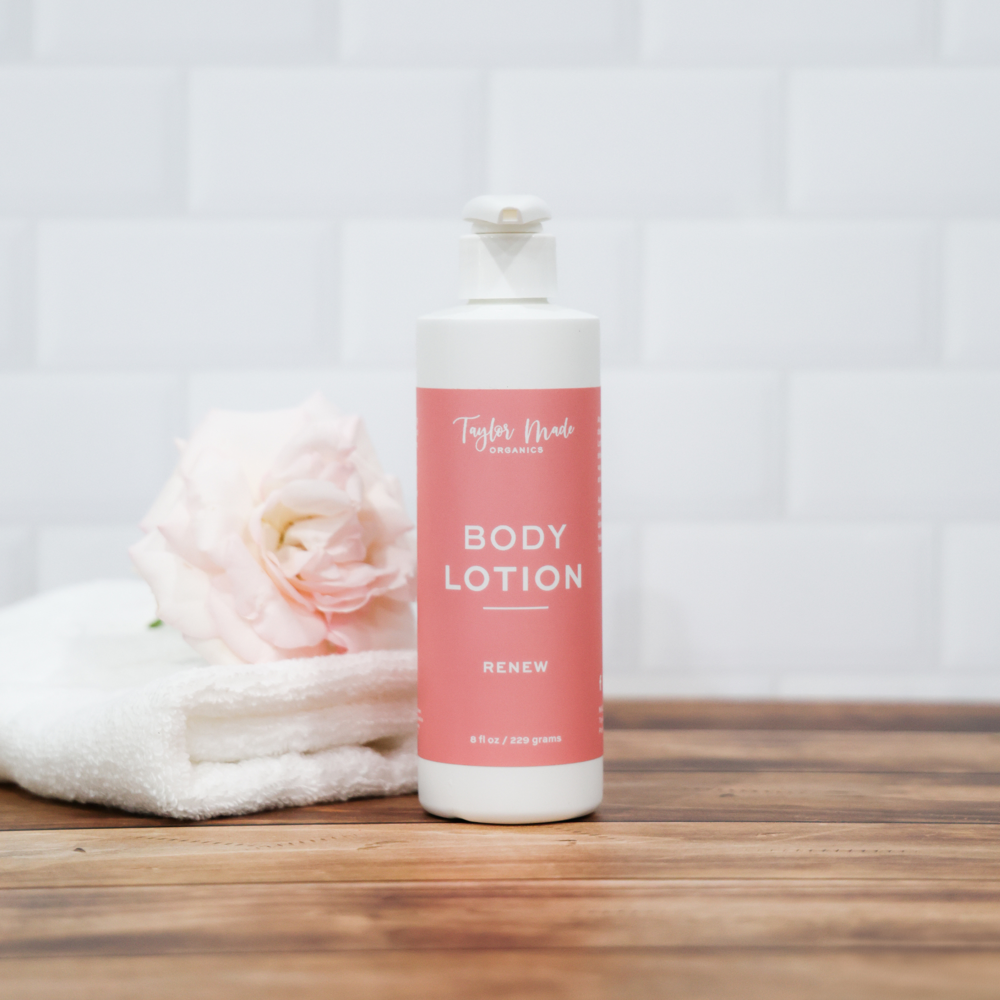 Taylor Made Organics - Vente Crème/lotion pour le corps - Lotion Renew – Hydratation Anti-Âge avec Acide Hyaluronique4