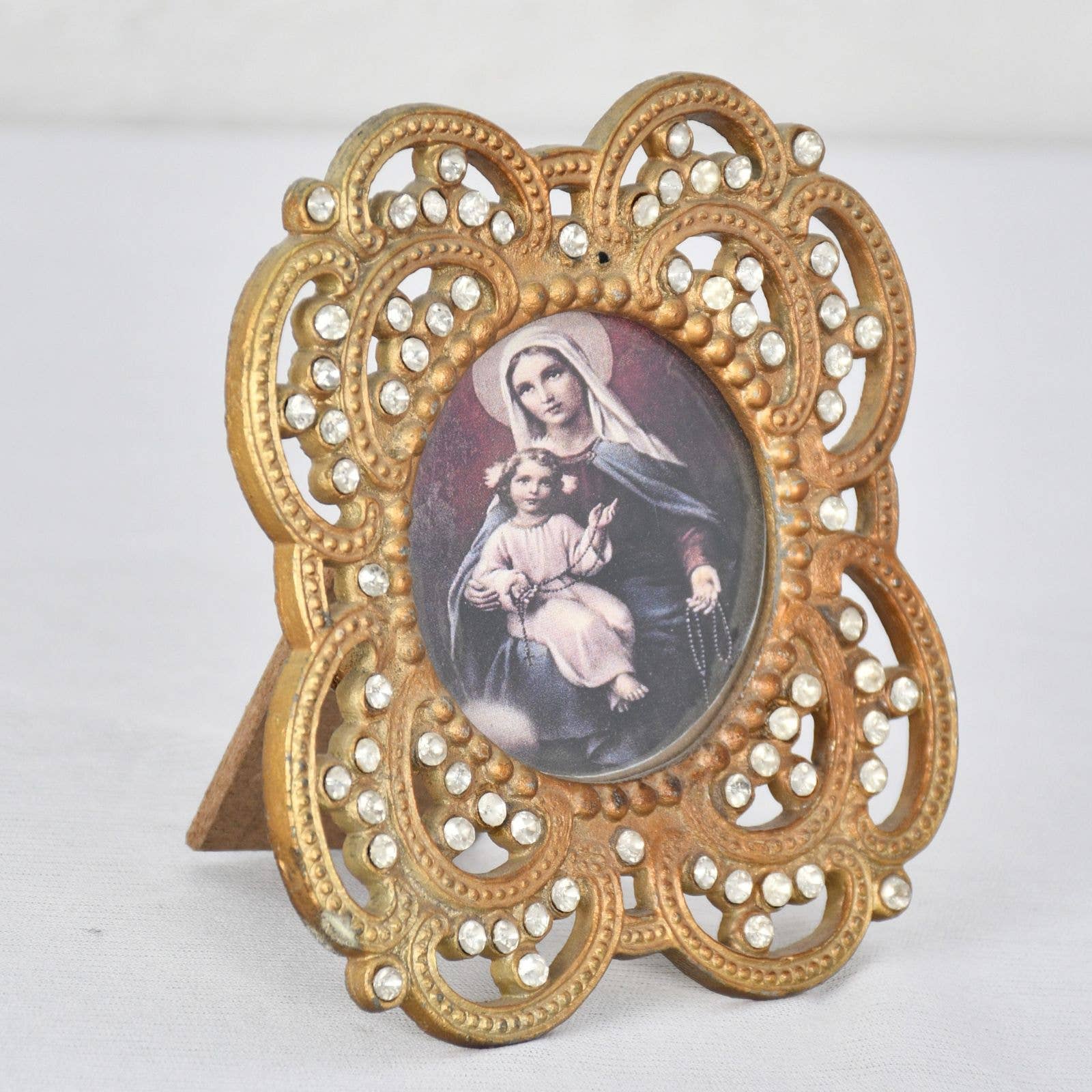 Lila Rasa - Wholesale Picture Frame - Antique Jewelled Photo Frame1