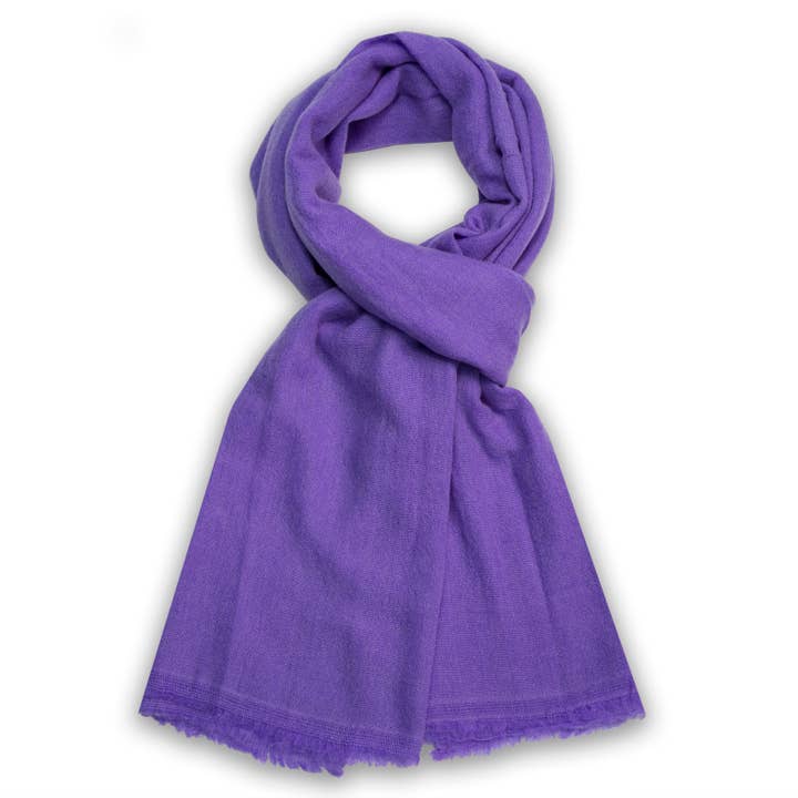 Écharpe en cachemire de couleur - Violet clair pour la vente par BNB Crafts Inc.