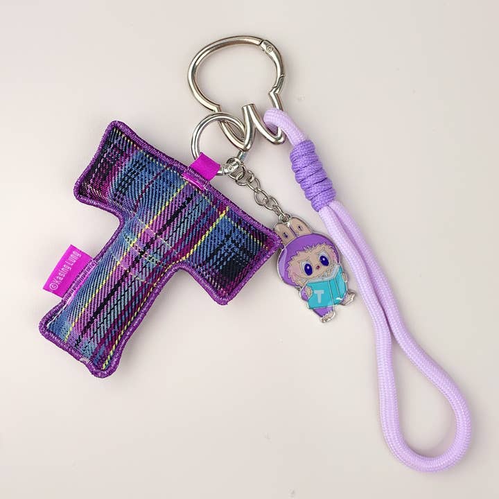 Lilyrosy(Duty free) - Wholesale Keychain – Women's - Mini Labu Letter Chain | 30 Designs Keychain & Bag Charm24