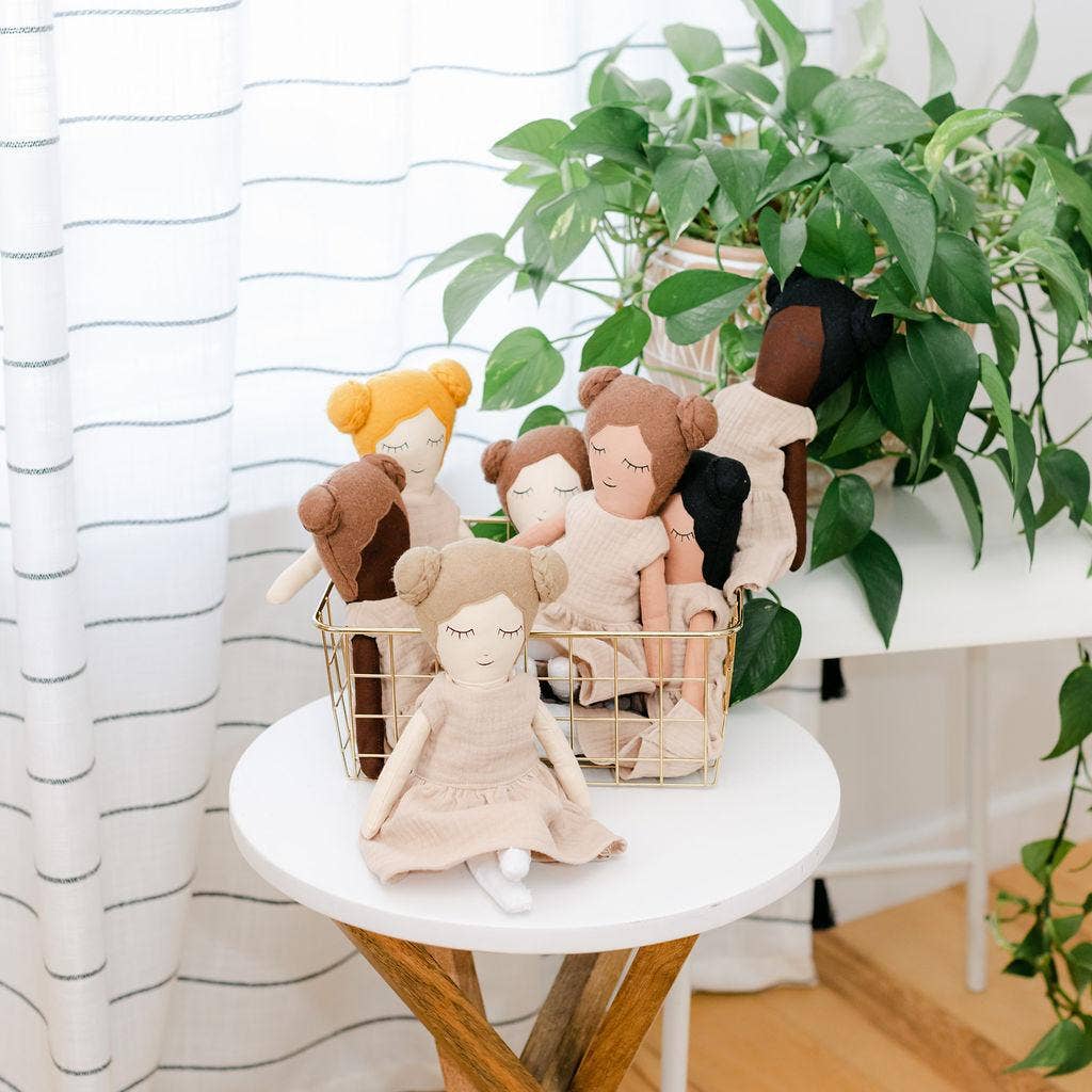 New Creation VA - Wholesale Doll - Kids - Aubree Day Dream Doll0