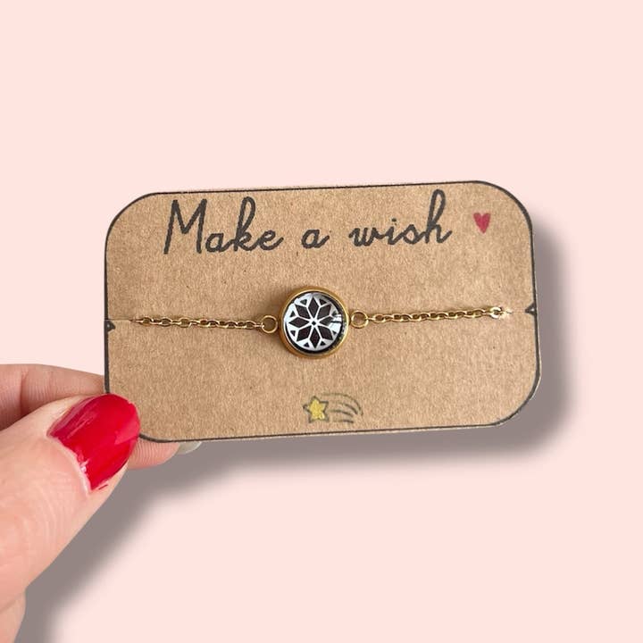 Black and white mandala bracelet, gold or silver finish for wholesale by Dans l'Air du Temps Bijoux