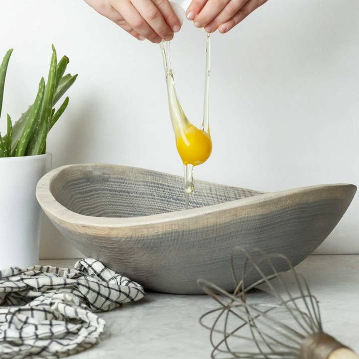 BOL OVALE EN BOIS FLOTTÉ DE 15 PO EN CHÊNE pour la vente par Petermans Boards and Bowls Inc.