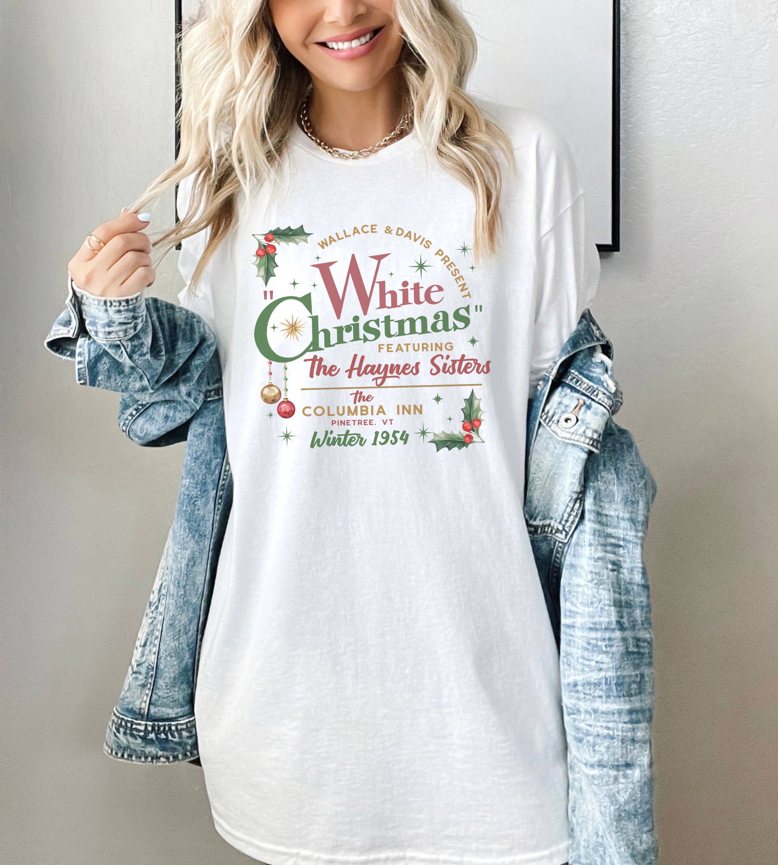 SONDO DESIGN LTD – wholesale T-shirt (graphic) – women's – Haynes Sisters White Christmas T-Shirt, Winter Holiday0