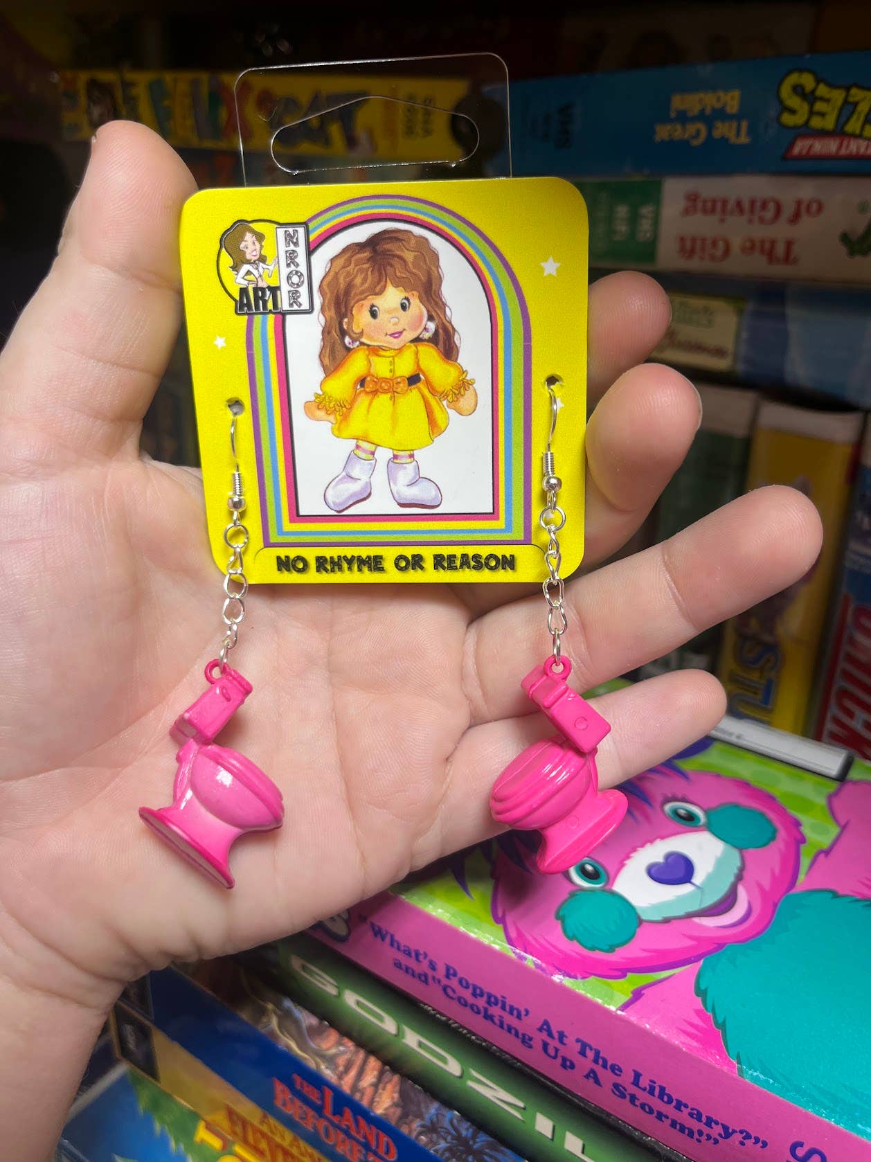 NO RHYME OR REASON ART - Wholesale Dangle Earrings - Toilet Earrings - Bubble Gum Pink - 80s Vintage Upcycled0