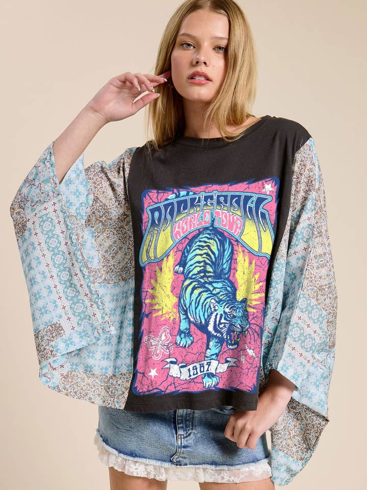 Tournée Mondiale Rock N Roll Tigre Graphique Transparent Bohème Caftan Haut pour la vente par Zutter