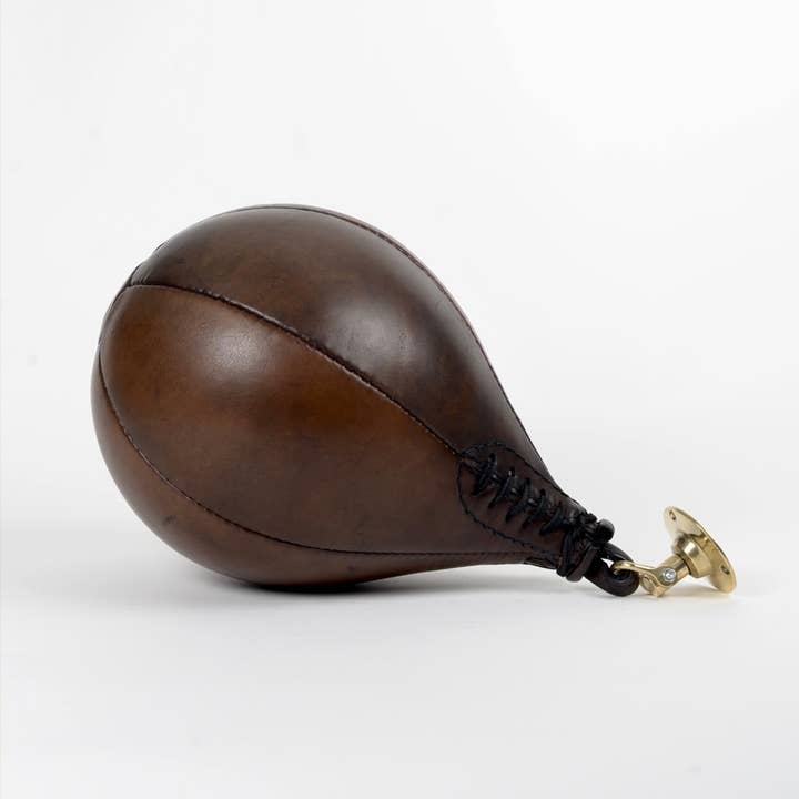 John Woodbridge Makers - Wholesale Sporting Accessories - VINTAGE LEATHER SPEED BAG 1920