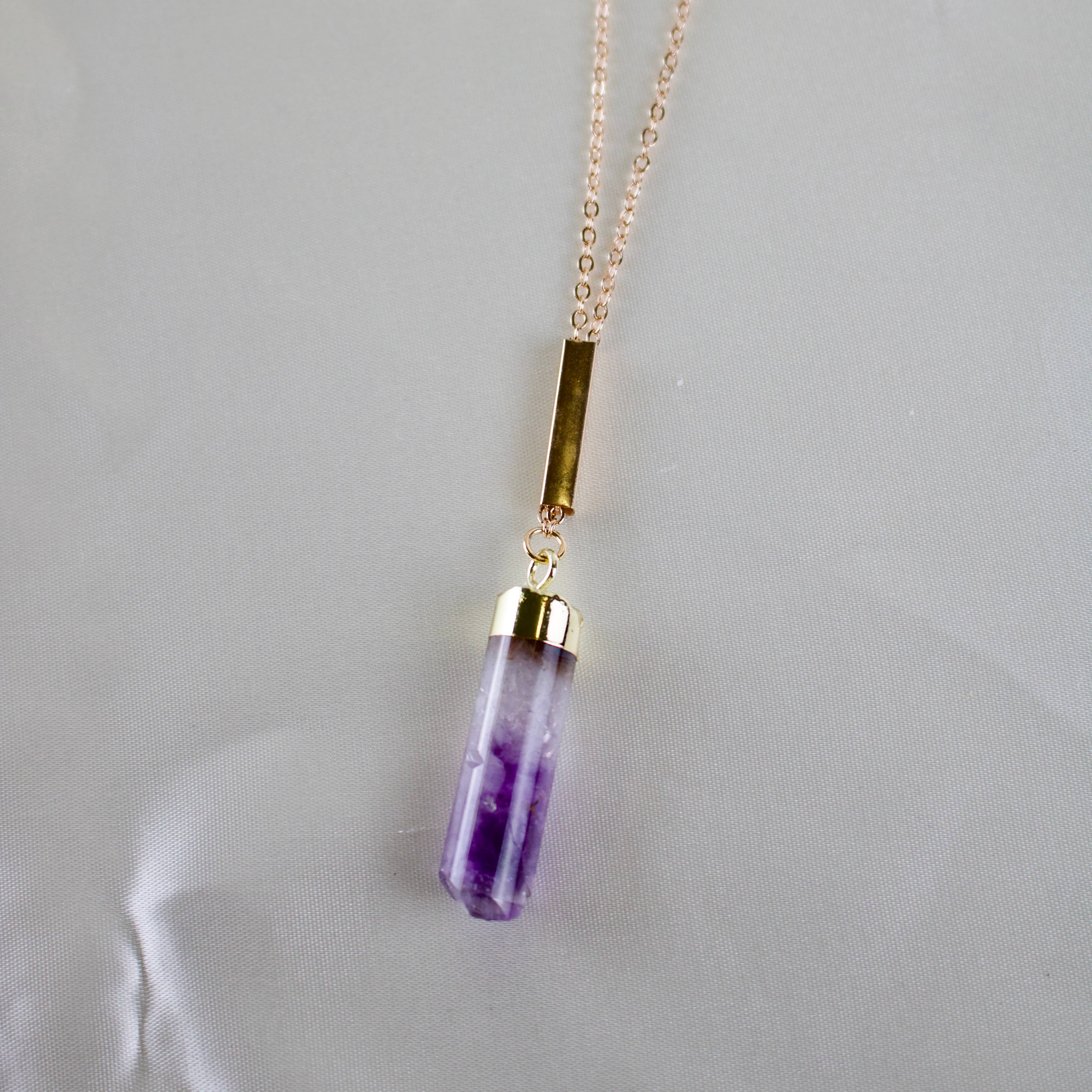 TISH jewelry – wholesale Pendant/charm necklace – Zena // Amethyst Necklace1