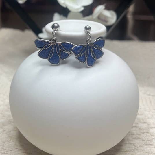 Blue half flowers for wholesale by WEARABLES BY B LLC