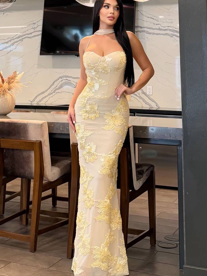 Elegant strækbar formel maxikjole for engroshandel hos WFFS