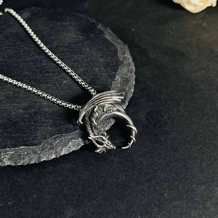 Collar de Dragón Volador Creativo para venta al por mayor de GemMeet