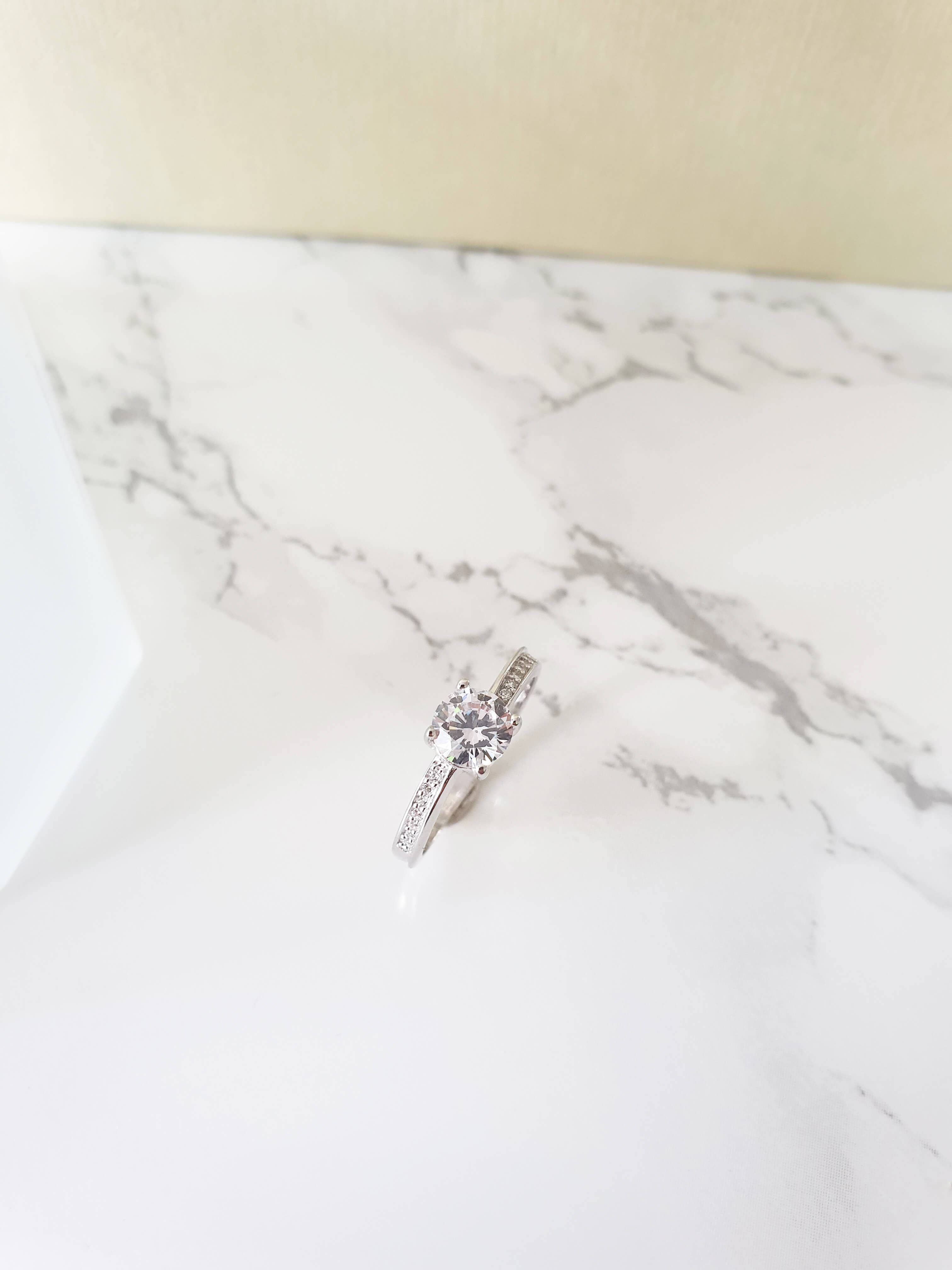 SIUKA - Wholesale Single Stone/Solitaire Ring - Rhodium-plated 925/1000 silver “Solitaire” ring3