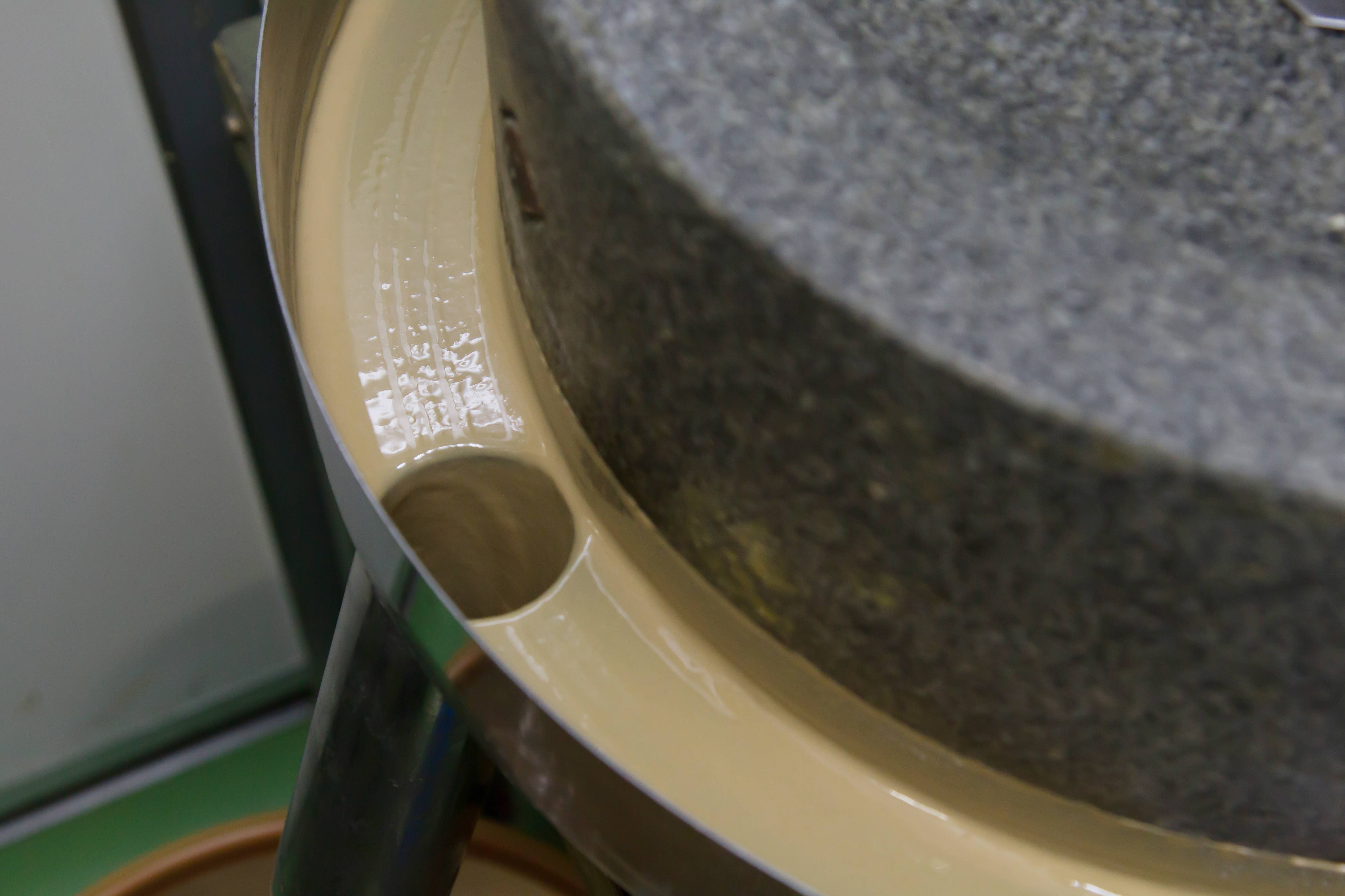 Japan Artisans - Wholesale Sauce - Henko–Roasted White Sesame Paste 225g | Kyoto,Japan4