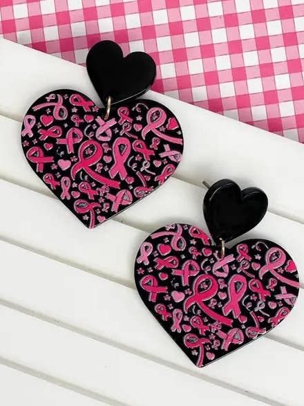 Orecchini pendenti a forma di cuore nero per cancro al seno per la vendita all'ingrosso da parte di Prep Obsessed Wholesale