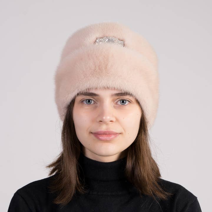 FurStyleUa – Engroshandel Pels-/kunstpelsfrakke - Dame – Mink Fur Hat Kvinders vinterluksus ægte minkpelshatte