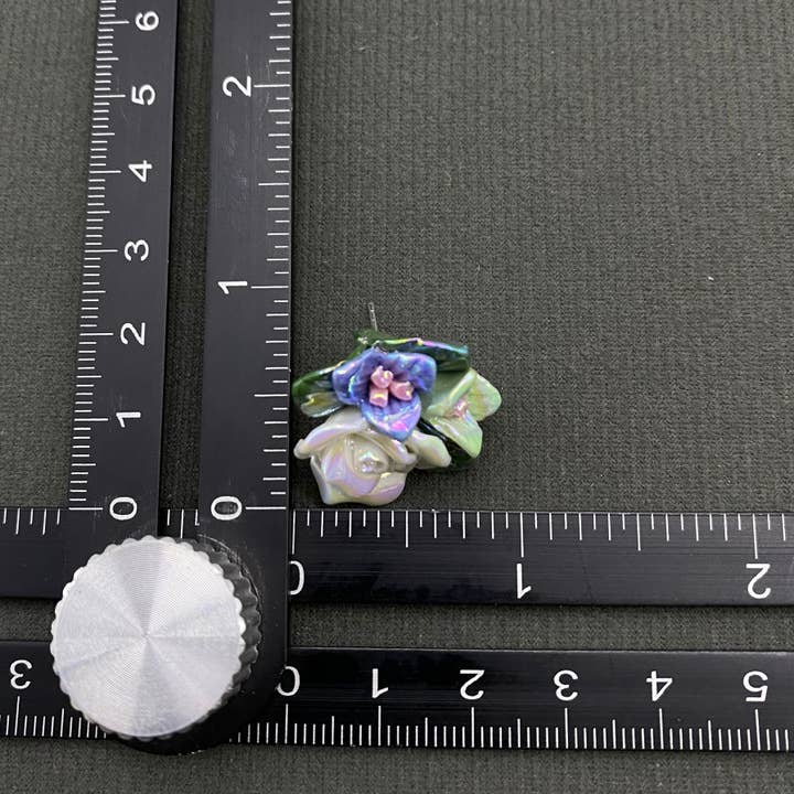 Mio Queena - Wholesale Stud/Post Earrings - Colored Ceramic Flower Stud Earrings3